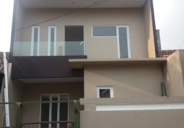 rumah minimalis baru 2.5lantai 3 1KT 2 1 KM