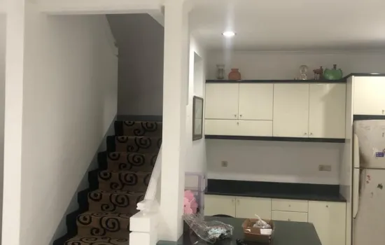 Dijual Rumah 2 Lantai Metro Permata I