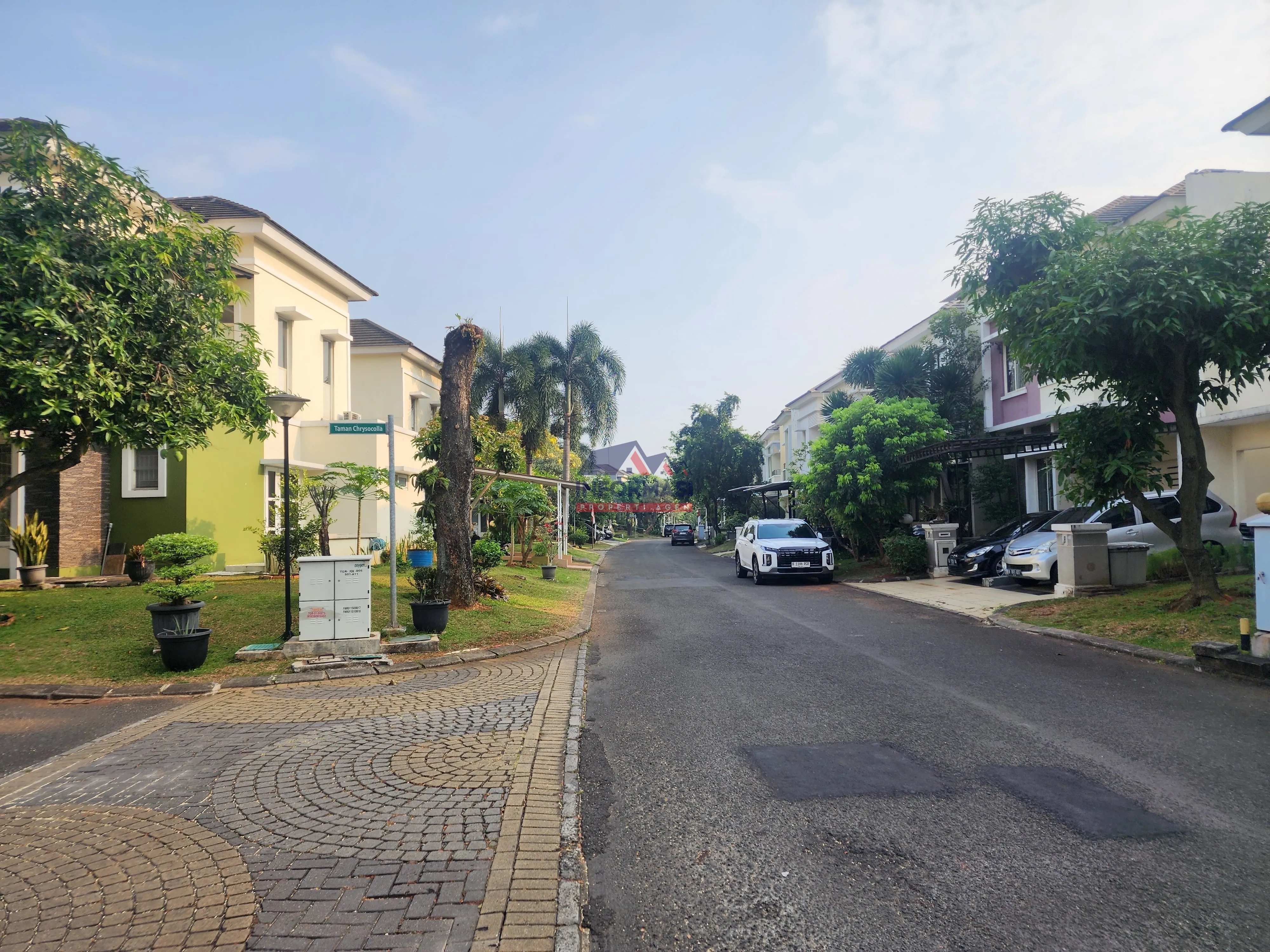 Rumah Lingkungan Asri